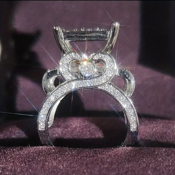 🆕💍Blingy Channel Set Simulated Diamond Wedding Ring -Sz 10 - Picture 10 of 10